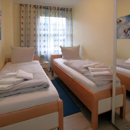 Gmelinstra_e 28_ Whg_ 52_ Feriendo Daire *